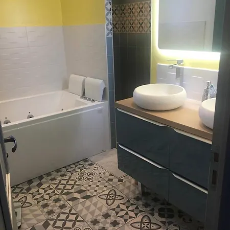 Maison Entiere Standing ヴィラ