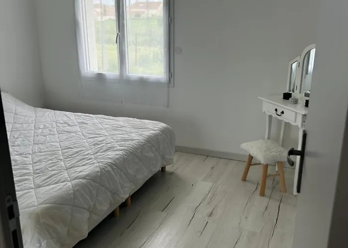 Maison Entiere Standing Villa